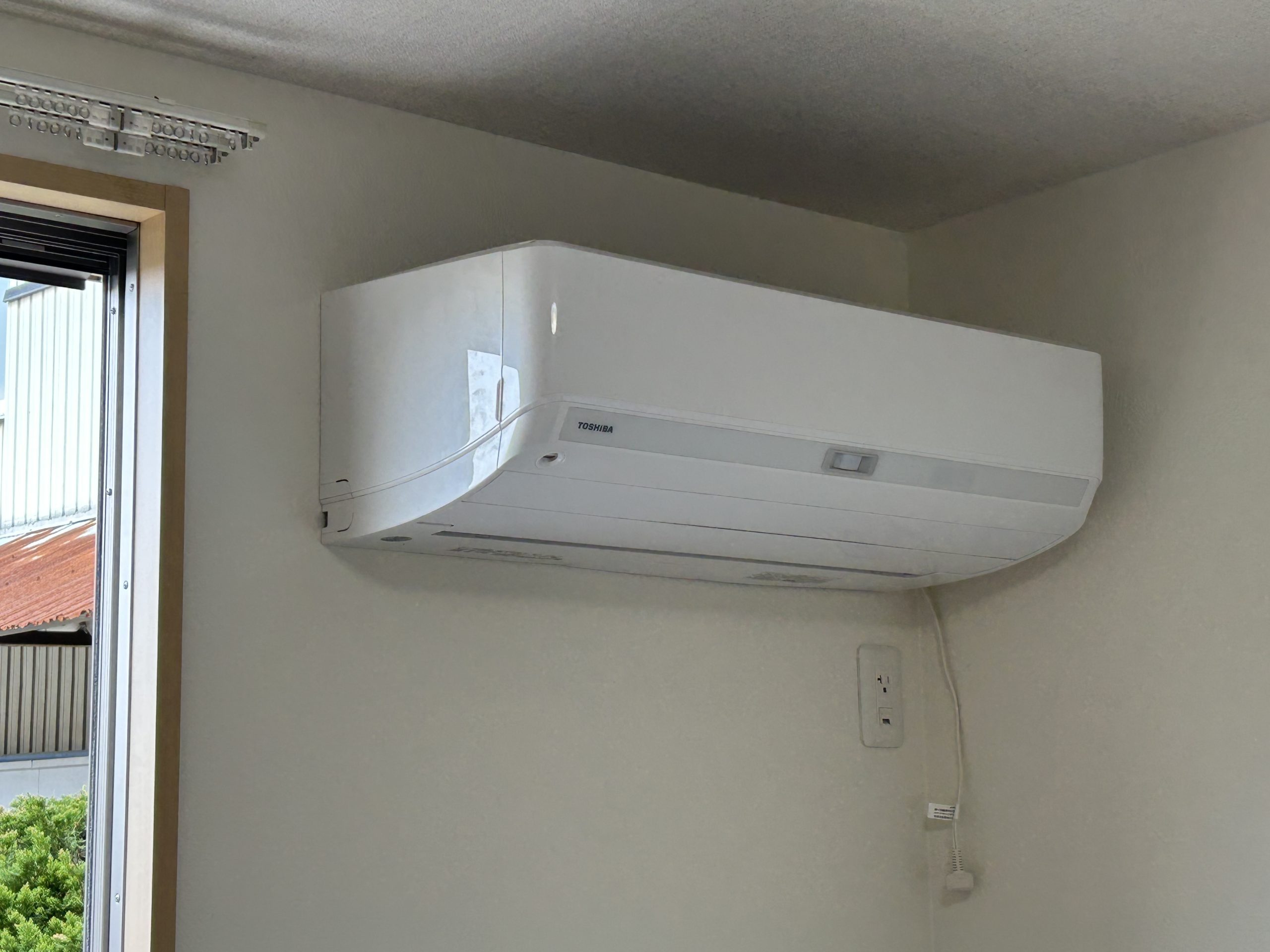 無料！エアコン引き取り実施します。